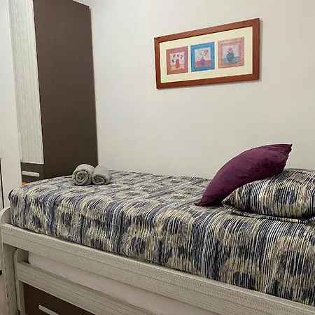 Apartamento Con Gran Terraza Cerca De La Playa. Lloret de Mar