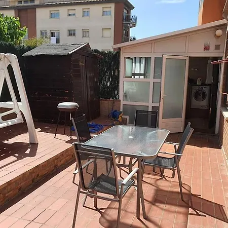 Apartamento Con Gran Terraza Cerca De La Playa. Apartmán